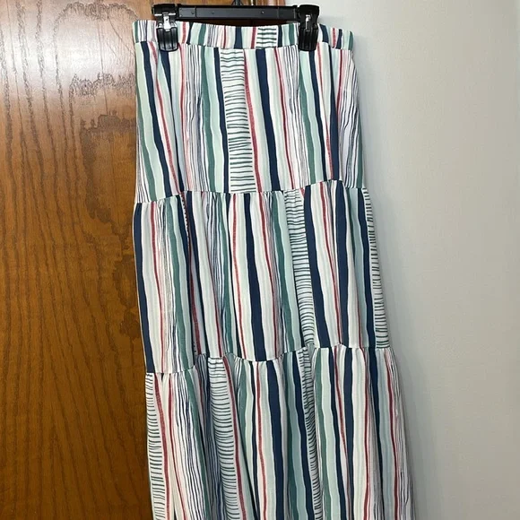 LANE BRYANT UEC Size 14/16 Striped Tiered Maxi Skirt Pull on style elastic waist - Picture 2 of 9